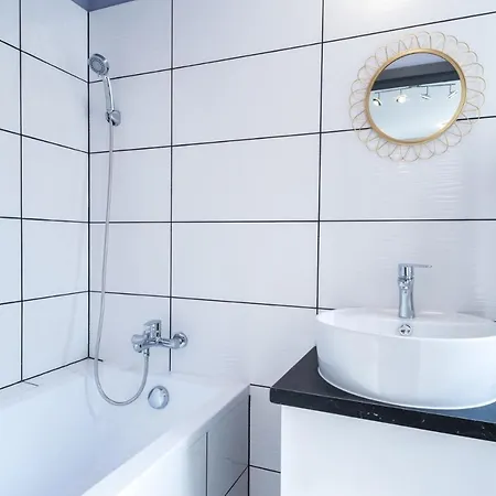 Apartmán Koezponti, Jol Felszerelt Apartman Terasszal Siófok